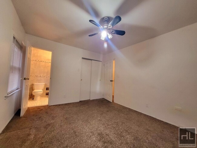 Building Photo - GOTHIC DRIVE