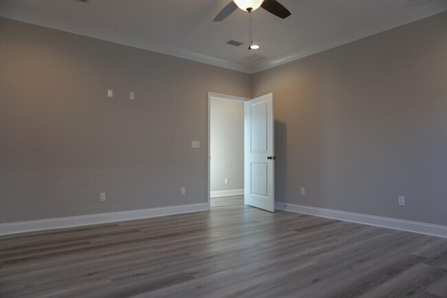 Building Photo - 48 9th Ave