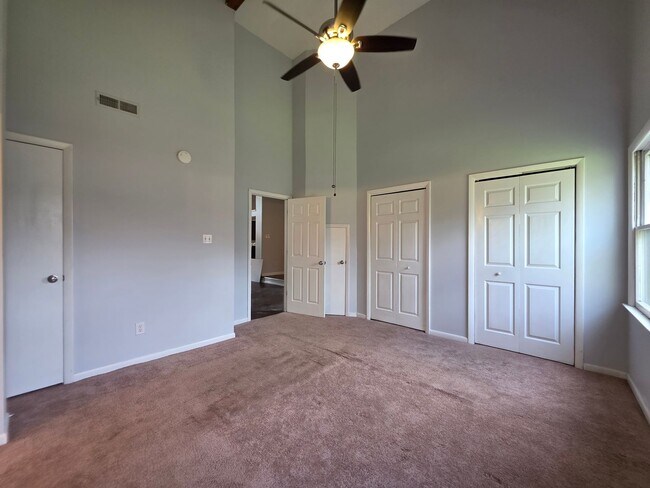Building Photo - Charming 3-Bedroom Retreat Near Camp Lejeune's Main Gate