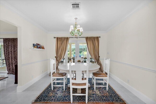 Building Photo - 2908 Banyan Blvd Cir NW