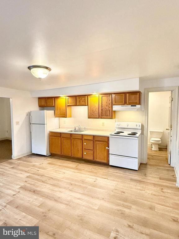 Building Photo - 26 N Main St