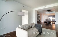 Building Photo - Pearl District Living on the Willamette River