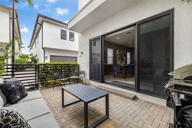Building Photo - 8234 NW 46th Terrace