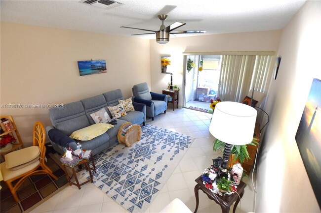 Building Photo - 2515 Emory Dr W