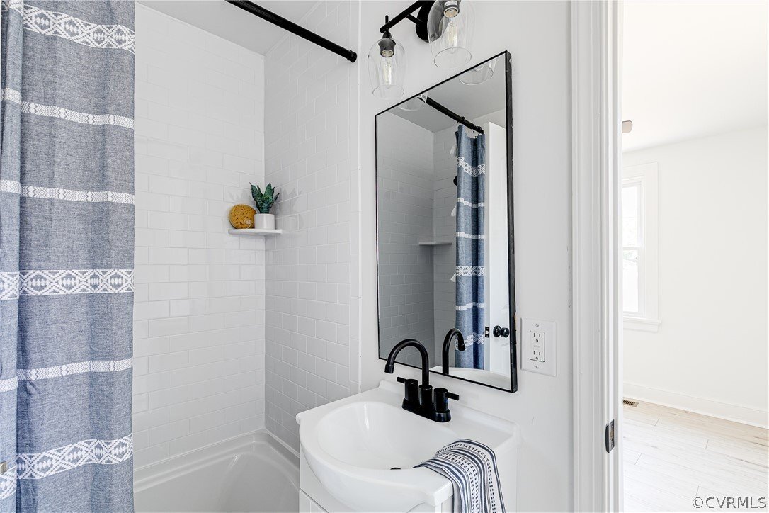 Building Photo - 1705 N 24th St