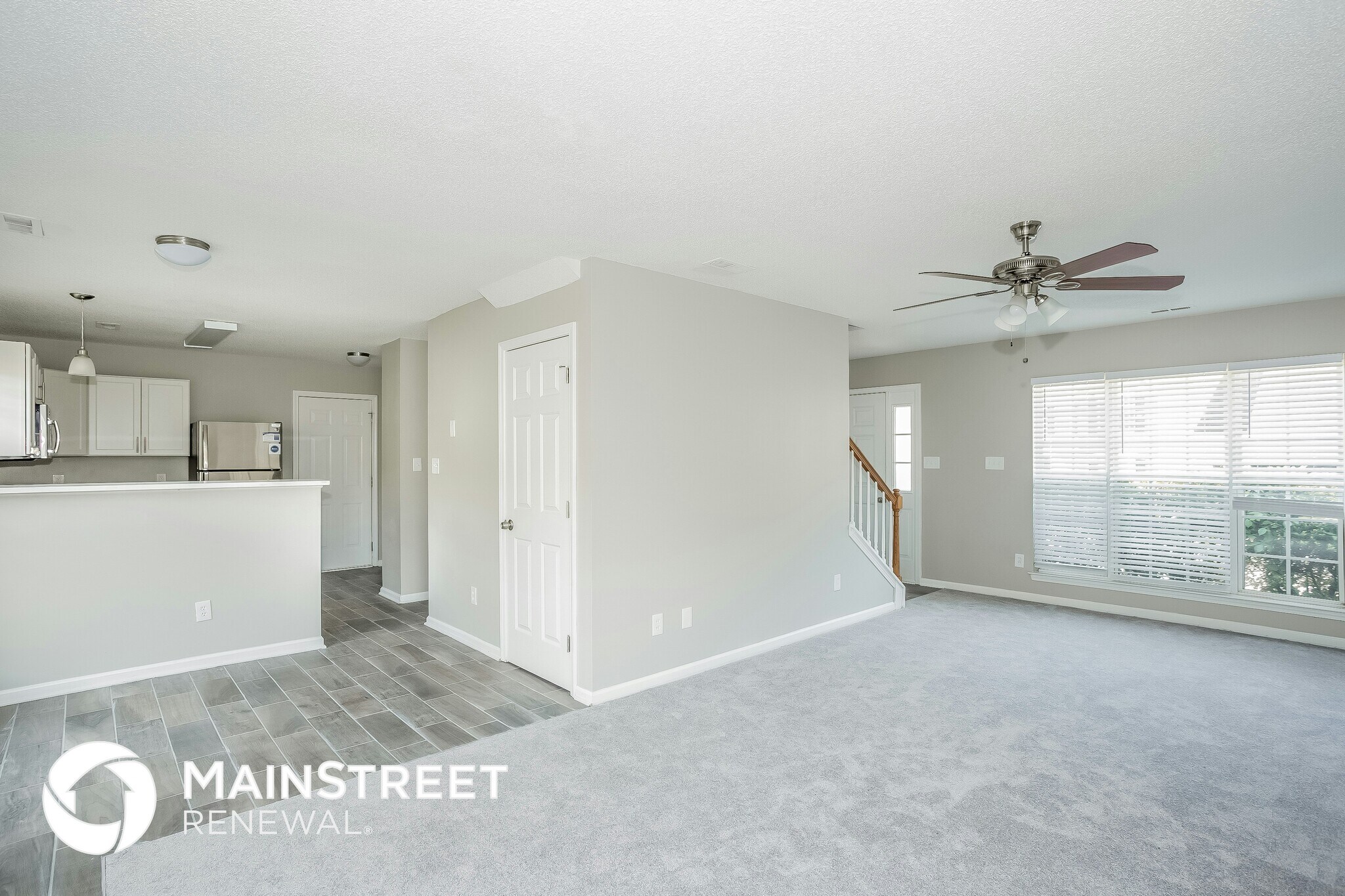 Building Photo - 135 Bellelaine Dr