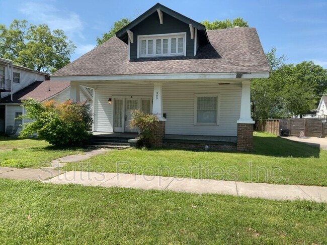 Primary Photo - 409 N Poplar St