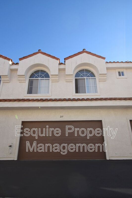 Building Photo - 215 Camino Toluca