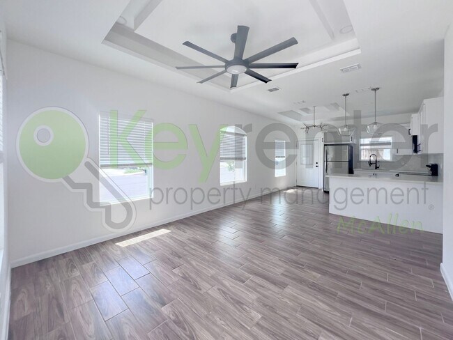 Building Photo - SUPER LOW PRICED - Like Brand New 2bed/2bath Apartment in Edinburg. Don't Miss Out!