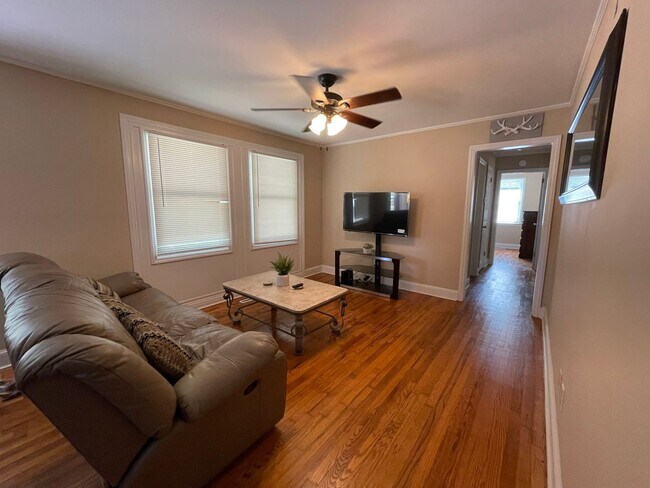 Building Photo - 406 Buie Ct