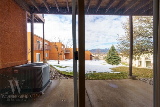 Building Photo - 2652 Thrush Grove
