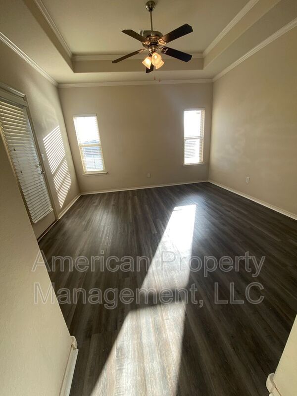 Building Photo - 10343 N 139th E Ave