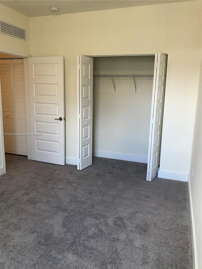 Building Photo - 4757 NW 83rd Pkwy