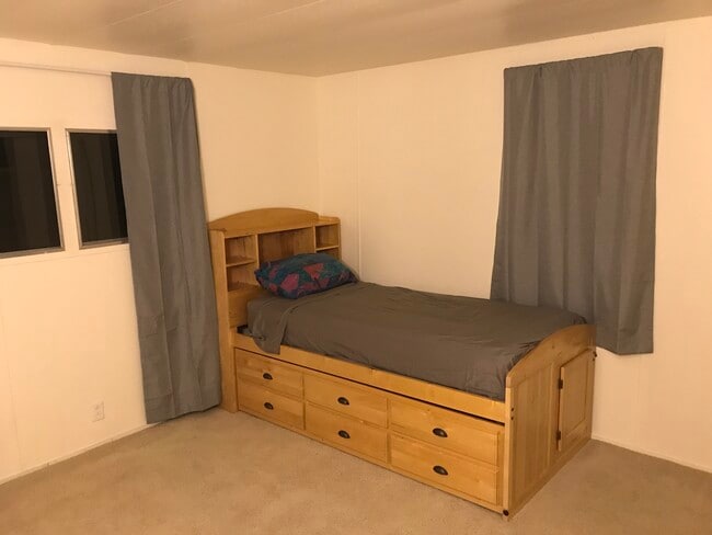 Bedroom - 19157 130th Ct NE