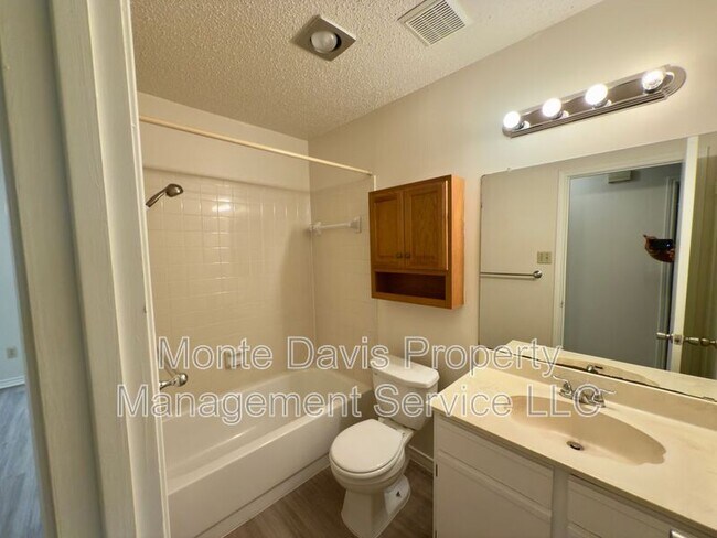 Building Photo - 2618 Alcott Ln