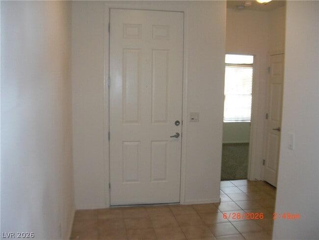 Building Photo - 2160 Burris Hill Dr