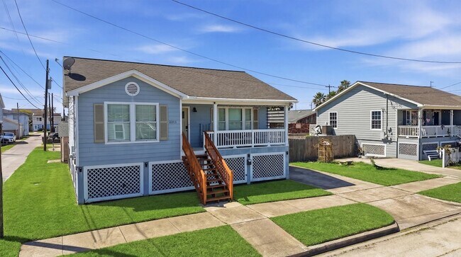 Building Photo - 2311 56th St