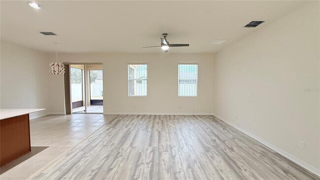 Building Photo - 3509 Rhapsody St