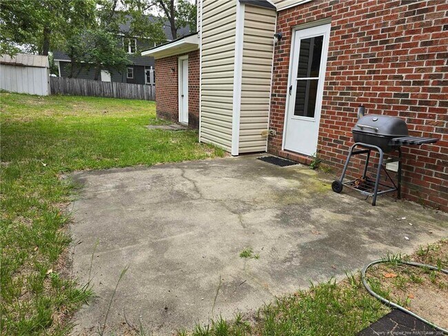Building Photo - 7204 Pilona Ct