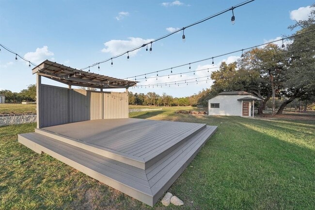 Building Photo - 1739 Starwood Dr