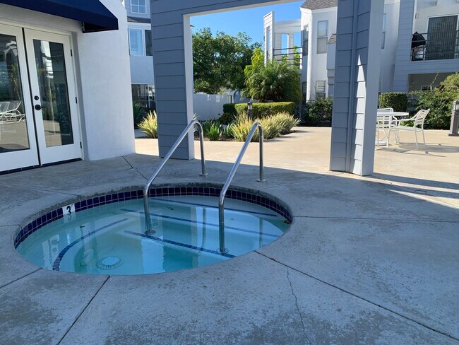 Building Photo - 24382 Lantern Hill Dr