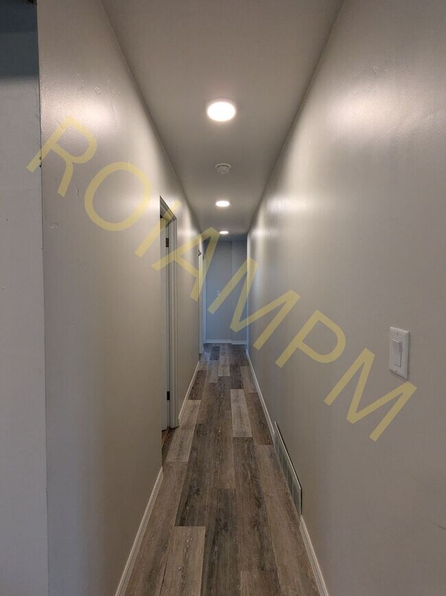 Building Photo - Charming 4-Bed 2-Bath house in Buhl