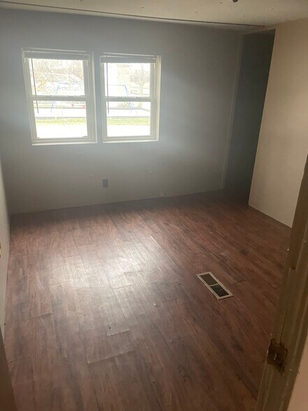 Bedroom - 4120 Roy St