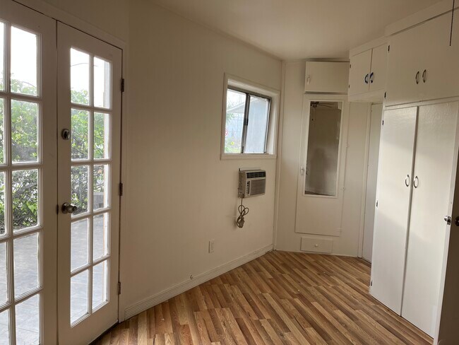 Bedroom - 1400 N Whitnall Hwy