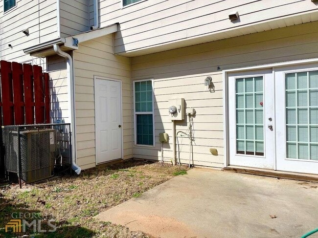 Building Photo - 4132 High Park Ln