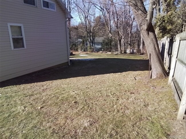 Building Photo - 35 Doris Ave