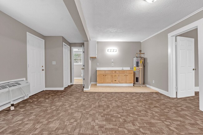 Building Photo - Charming 3-Bedroom Home in Convenient Memphis Location