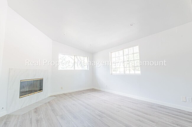 Building Photo - 17314 Bircher St