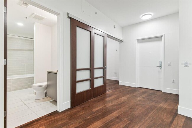 Building Photo - 111 N 12th St
