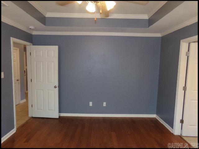 Building Photo - 2820 Falcon Ct