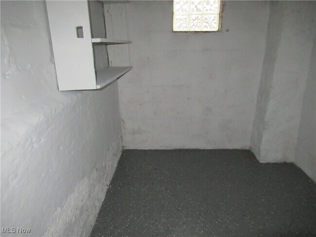 Building Photo - 4480 W 148th St