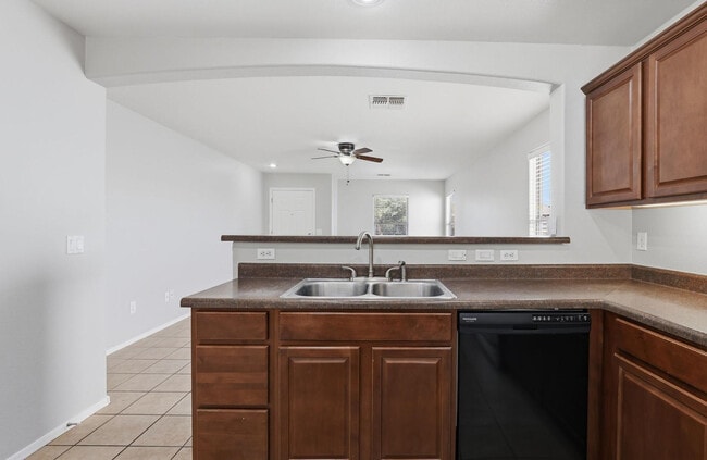 Building Photo - 21858 E Puesta Del Sol