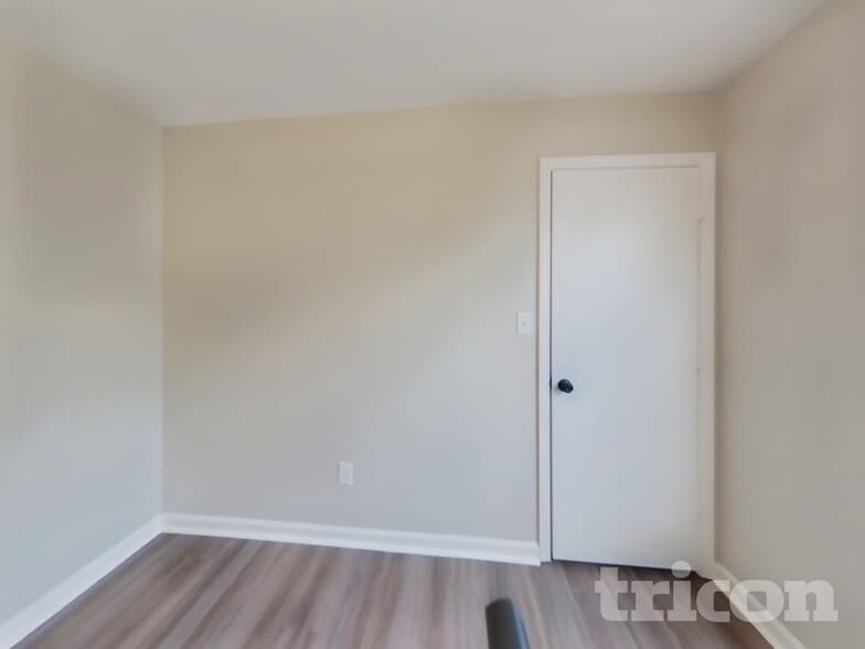 Building Photo - 1619 Prairieview Ln