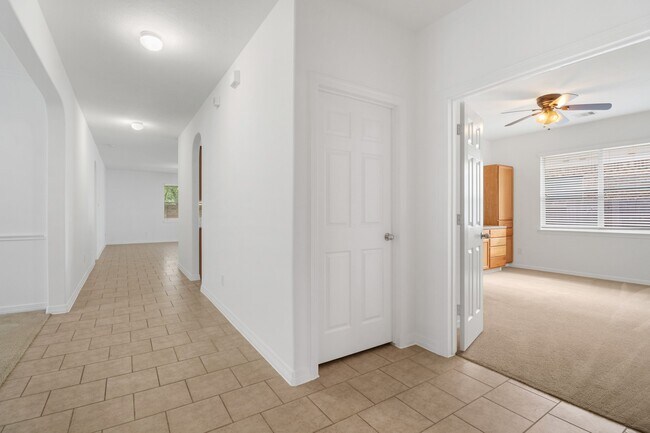 Building Photo - 3611 Rocky Ledge Ln