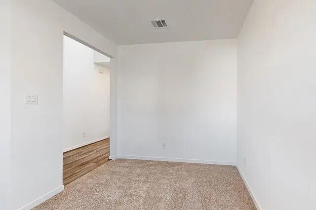 Building Photo - 21611 Shadowbrook Birch Dr