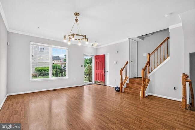 Building Photo - 9743 Quiet Brook Ln