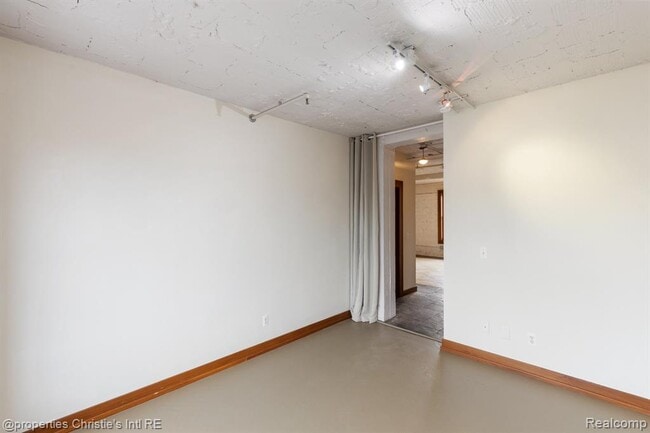 Building Photo - 78 Watson St