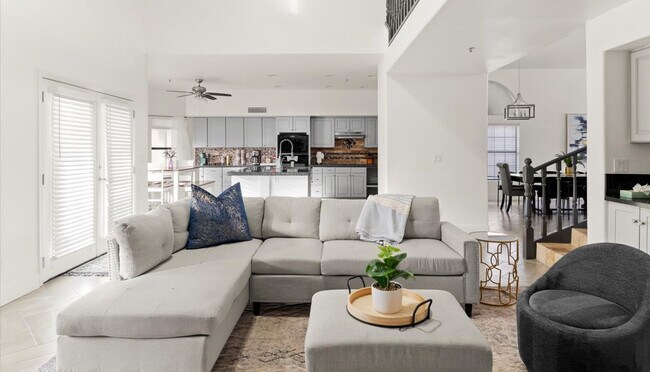 Building Photo - 11264 N 128th Pl