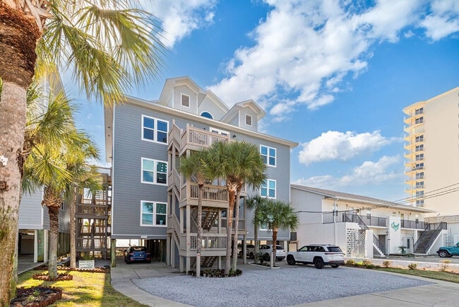 Building Photo - 8515 Surf Dr