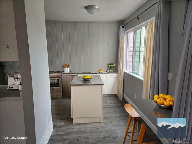 Building Photo - 13605 E Yale Ave