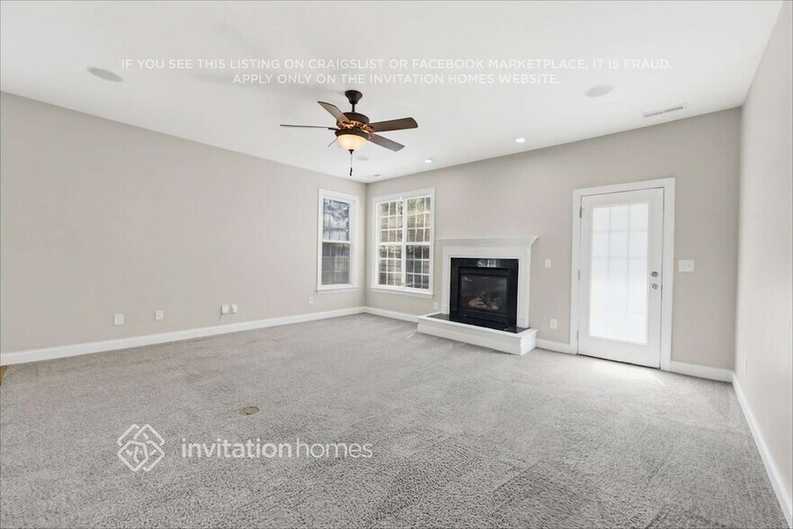 Building Photo - 8627 Ridgeline Ln