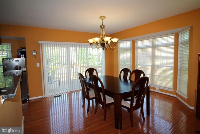 Building Photo - 12010 Lynford Ln