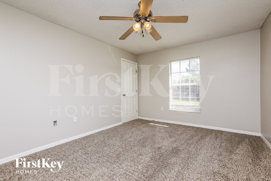 Building Photo - 2059 Gallagher Ave