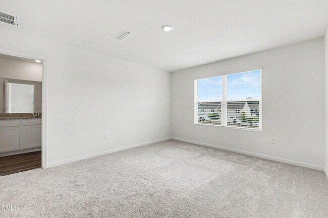 Building Photo - 131 S Meyers Ct