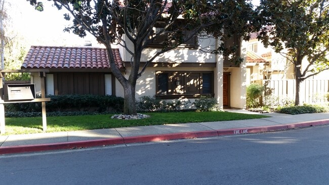 Primary Photo - 295 Pimlico Dr