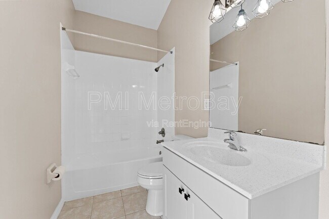 Building Photo - 11709 Holly Creek Dr